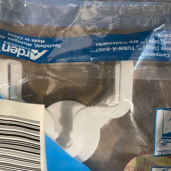 New in Packaging Suction Cup Kitchen Sponge Holder - Picture 4 of 5